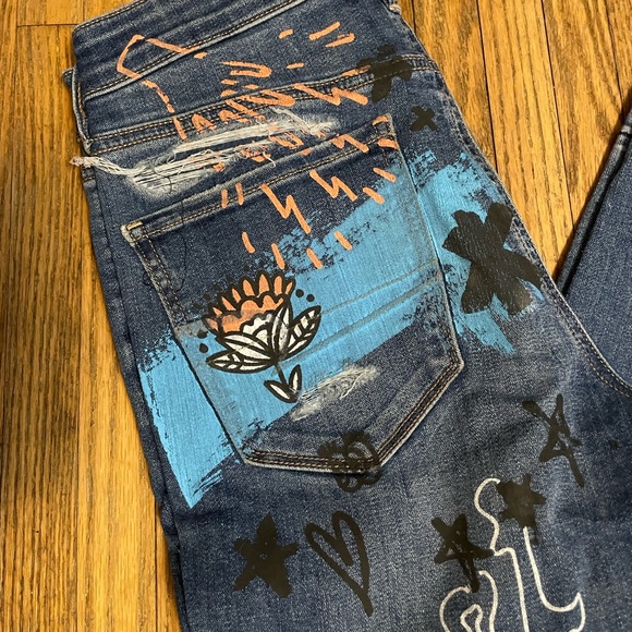 AMERICAN EAGLE | Women’s Hi-Rise Jegging Graffiti Jeans Size 6 Regular - Picture 8 of 16